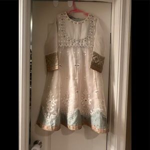 Beautiful embroidered organza dress..